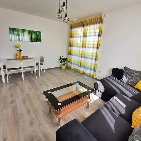 Apartment Mrvica Near The Zagreb Airport Velika Gorica Exterior photo